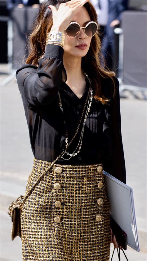 what she wearing chanel and dolce|street style Chanel outfits.